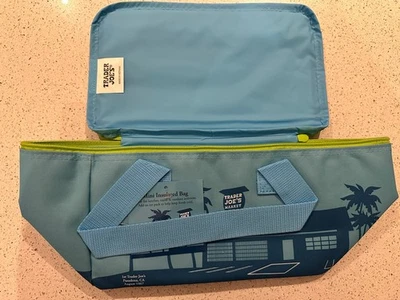 Trader Joe’s Mini Small Insulated Lunch Carry Bag - Light Blue - BNWT in UK - Image 1 of 4