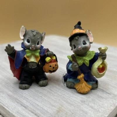 MouseKins Midwest of Cannon Falls Witch And Vampire Mouse Miniature Figurines