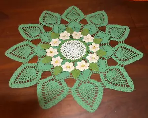 Tapetes de encaje de ganchillo a mano vintage 2 piezas tapices de mesa redondos FLORES VERDES - Imagen 1 de 8