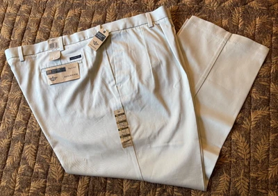 Docker's Men's Slacks, Khaki, 100% Cotton, Size W52, L30 - New with Tags - Image 1 of 4