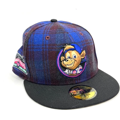NUEVO CON ETIQUETAS New Era 59Fifty Franela Cuadros Chicago Cubs Mascota 100 Años Sombrero Ajustado 7 3/8 Foto 1 de 4