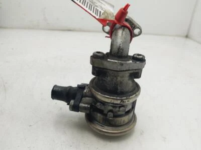 06E131101C Vanne Egr pour AUDI A6 BERLINA (4F2) 2.4 2005 9028855 - Photo 1/4