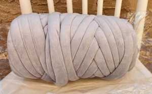 1kg. Light Grey Chunky Velvet Yarn Bulky Thread for Hand Knitting DIY 1kg/2.2lb - Picture 1 of 2