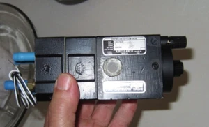 PIPER OUTFLOW VALVE CONTROLLER P/N 130374-24 SERIES 1 ALT # 598-580 - Picture 1 of 6