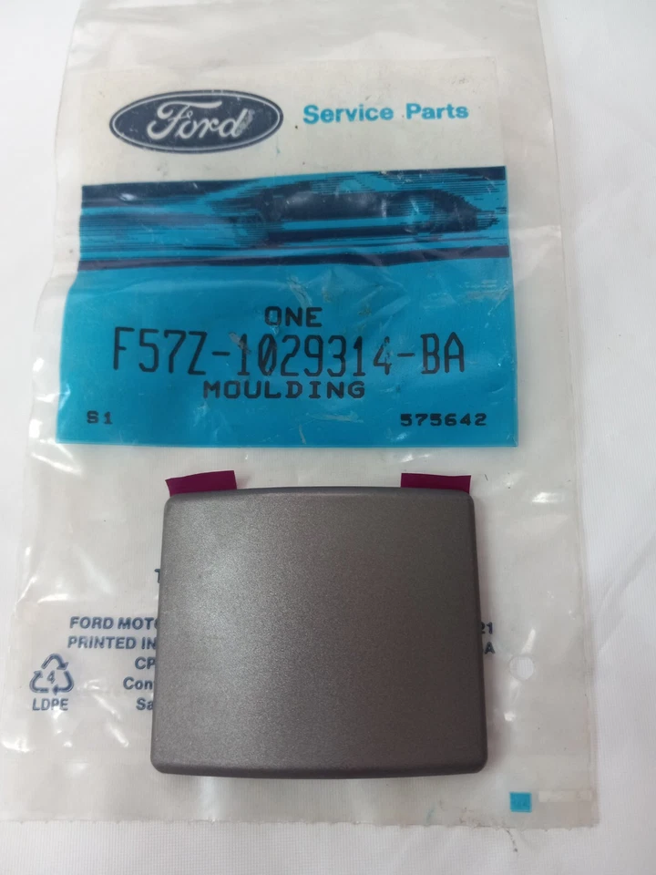 F57Z-1029314-BA NUEVO FORD MOLDURA PARA FORD RANGER 1995 A 2007 GRIS Foto 1 de 2