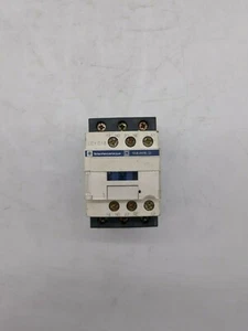 Square D LC1-D18 Contactor  - Picture 1 of 6