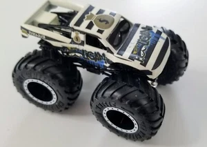 HOT WHEELS Monster Jam Hooligan Monster truck 1:64 Prison Stripes - Picture 1 of 3