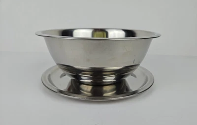 Tazón para servir barco de salsa de acero inoxidable Farberware vintage con plato de goteo de cucharón Foto 1 de 4