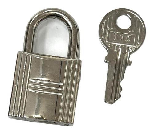 HERMÈS Hermes Lucchetto Cadena Argento n. 110 Chiave 1 3 x 0 8 x 0 4 Pollici Accessorio Unisex