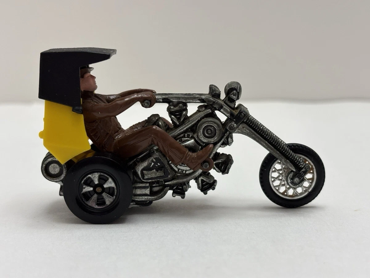 Hot Wheels Rrrumblers Vintage Manufacture Diecast Cars, Trucks