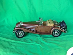 Bburago diecast model 1936 Mercedes-Benz 500K Roadster 1:18 Diecast Car - Picture 1 of 18