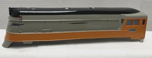 LIONEL O-GAUGE DIECAST MILWAUKEE ROAD HIAWATHA 350-E LOCOMOTIVE BODY/SHELL ONLY - Picture 1 of 19