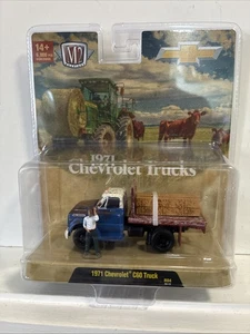 M2 Machines Diorama 1971 Chevrolet C60 Truck R04 - Bild 1 von 3