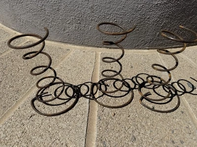 Vintage Rusty Bed Springs -6” - Image 1 of 4