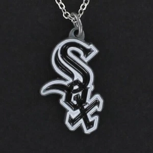 CHICAGO WHITE SOX Necklace Pewter Enamel Charm Pendant Letters Pro Baseball MLB - Picture 1 of 2