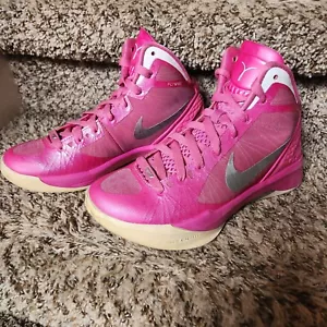 Nike Hyperdunk Flywire 2011 Pink Breast Cancer Womens Basketball Shoes sz 6 - Picture 1 of 5