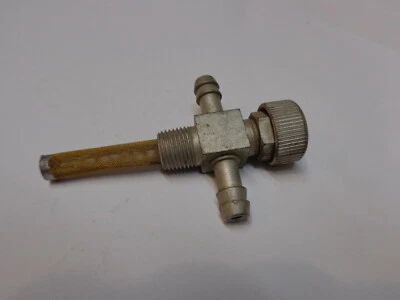 Vintage 60's GoKart Dual Engine Twin 1/4 Fuel Shut Off Valve WestBend McCulloch — 第 1/3 张图片