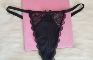 VICTORIA'S SECRET DREAM ANGELS ENCAJE RIBETE TANGA TANGA PANTY NEGRO MEDIANO NUEVO CON ETIQUETAS - Imagen 1 de 10