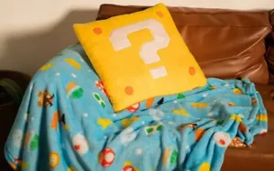 Nintendo Super Mario Game Night Throw Blanket & ? Block Pillow Set - Brand New - Picture 1 of 5