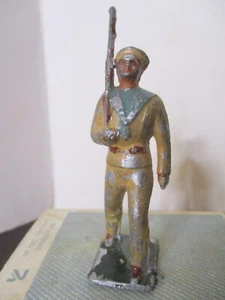 FIGURINE GM MARIN DEFILANT FUSIL SUR L'EPAULE LR DC HR PLOMB CREUX 60mm - Imagen 1 de 2