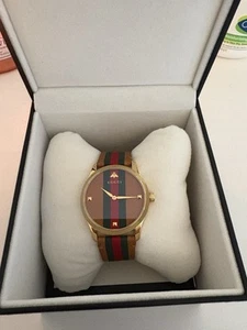 Gucci Watch Men’s Gold With Leather Strap - Picture 1 of 5
