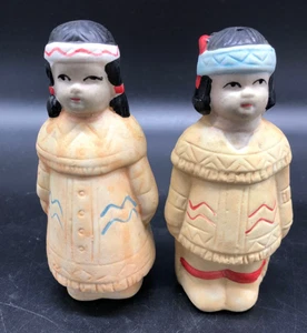 Salero y pimentero vintage nativo americano niño y niña, excelente estado - Imagen 1 de 6