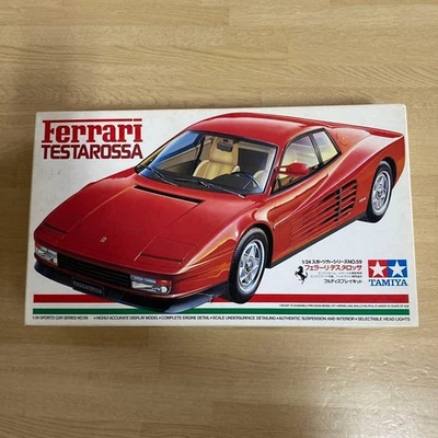 Kit modellino auto sportiva Tamiya Ferrari Testarossa scala 1/24 nuovo - Immagine 1 di 4