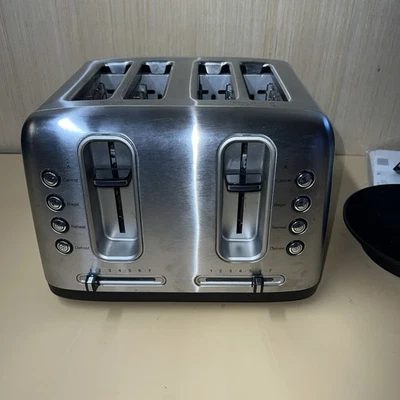 Cuisinart RBT-4900PC 4 Slice Wide-Slot Toaster - Silver Tested - Image 1 of 4