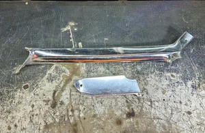 1965 - 1966 CHEVY L. SIDE INTERIOR WINDSHIELD /DASH TRIMS ( OEM USED ) A+ A+ A+ - Picture 1 of 5