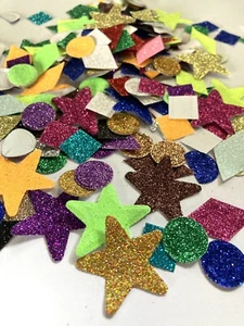 SPARKLY PAPER SHAPES CARD MAKING GLITTER CRAFT SCRAPBOOK SHAPES x 300+ 18 colour - Picture 1 of 2