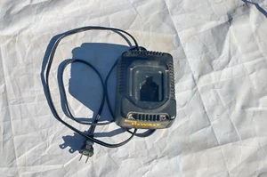 DeWalt DW9116 - 7.2v-18v - 1 Hour Battery Charger - TESTED & WORKING - Picture 1 of 4
