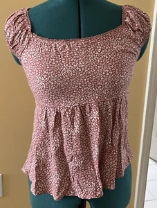 New With Tags Size Small Pink Top with Corset Back - Picture 1 of 4