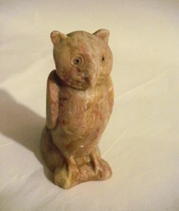 MINIATUR GESCHNITZTE MARMOR EULE 2 ZOLL ÄGYPTISCHER STIL AUF SOCKEL HAT 2 GEBOHRTE LÖCHER - Bild 1 von 6