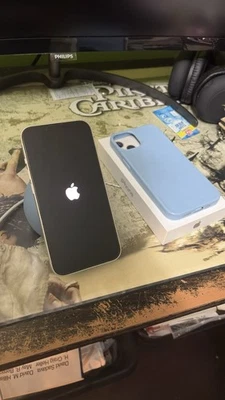 Apple iPhone 13  - 128GB - Argento (Sbloccato) - Immagine 1 di 4