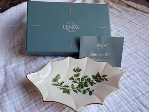 Vintage 1989 Lenox Holiday kleine Blattschale Süßigkeitenschale 7" x 4" mit 24 K Gold - Bild 1 von 5