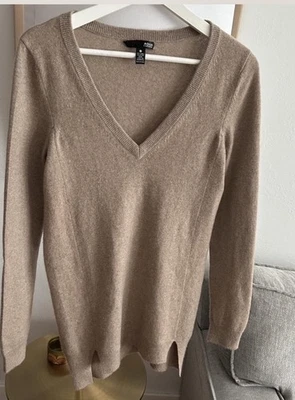 Suéter Marrón Cachemira Ecuestre Silencioso Lujo Cuello en V Talla S Foto 1 de 4