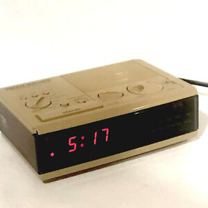 Vintage Sony Dream Machine FM/AM Digital Alarm Clock Radio ICF-C3W Beige