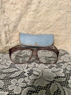 Reading eyeglasses Vintage prescription with blue case              sm - Image 1 of 4