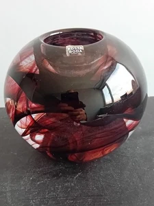Kosta Boda Glass Tea Light Candle Holder Swirl Moon. Burgundy. Ann Ehrner. - Picture 1 of 5