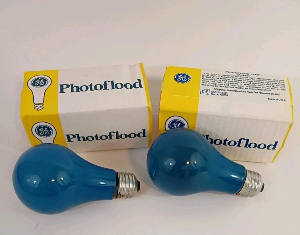 2 GE EBW Nº B2 Photoflood 4800K Azul Esmerilado 115-120V Nuevo de Lote Antiguo Calidad Superior Foto 1 de 4