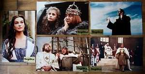 LE BON ROI DAGOBERT COLUCHE 5 photos originales 1984 Bouquet Serrault Tognazzi - Photo 1/3