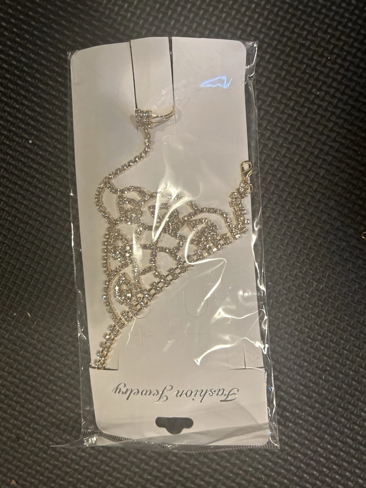 Joyería de cadena de mano Foto 1 de 1