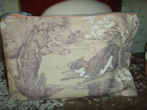 31cm x 20cm CLUTCH PURSE ZIPPED IN SANDERSON AESOP'S FABLE PRINT LINEN LINED - Picture 1 of 4