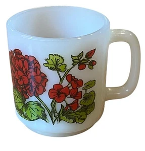 Vintage Milk Glass Red Geranium Glasbake Coffee Mug Cup Flowers 3.5" Friendship - Picture 1 of 7