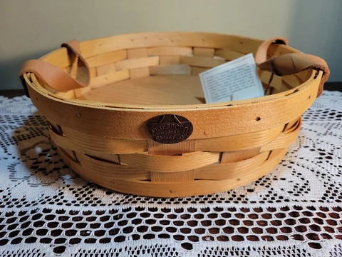 PETERBORO 1954 BASKET COMPANY 12" ROUND BASKET WITH LEATHER HANDLES Felt Bottom Cover