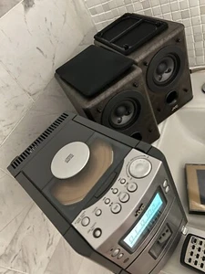 JVC Ultra Compact Boombox CD/Tape/Radio. Cd And Radio Works FS-T100 (Read Desc) - Picture 1 of 12