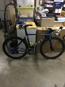 Felt B2 Triathlon bike - Picture 1 of 11