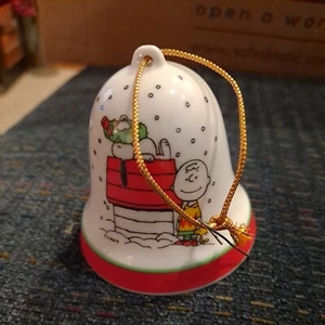 Vtg Peanuts Snoopy Woodstock Charlie Brown Ceramic Bell Ornament UFS Excellent - Picture 1 of 3