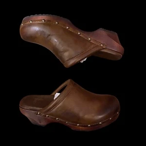 New Frye Clara Campus Brown Leather Shearling Lined Clogs Shoes Size 37 Womens - Picture 1 of 24