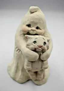 Cast Art Ghost Figurine w/Cat Kristin Haynes - Picture 1 of 8
